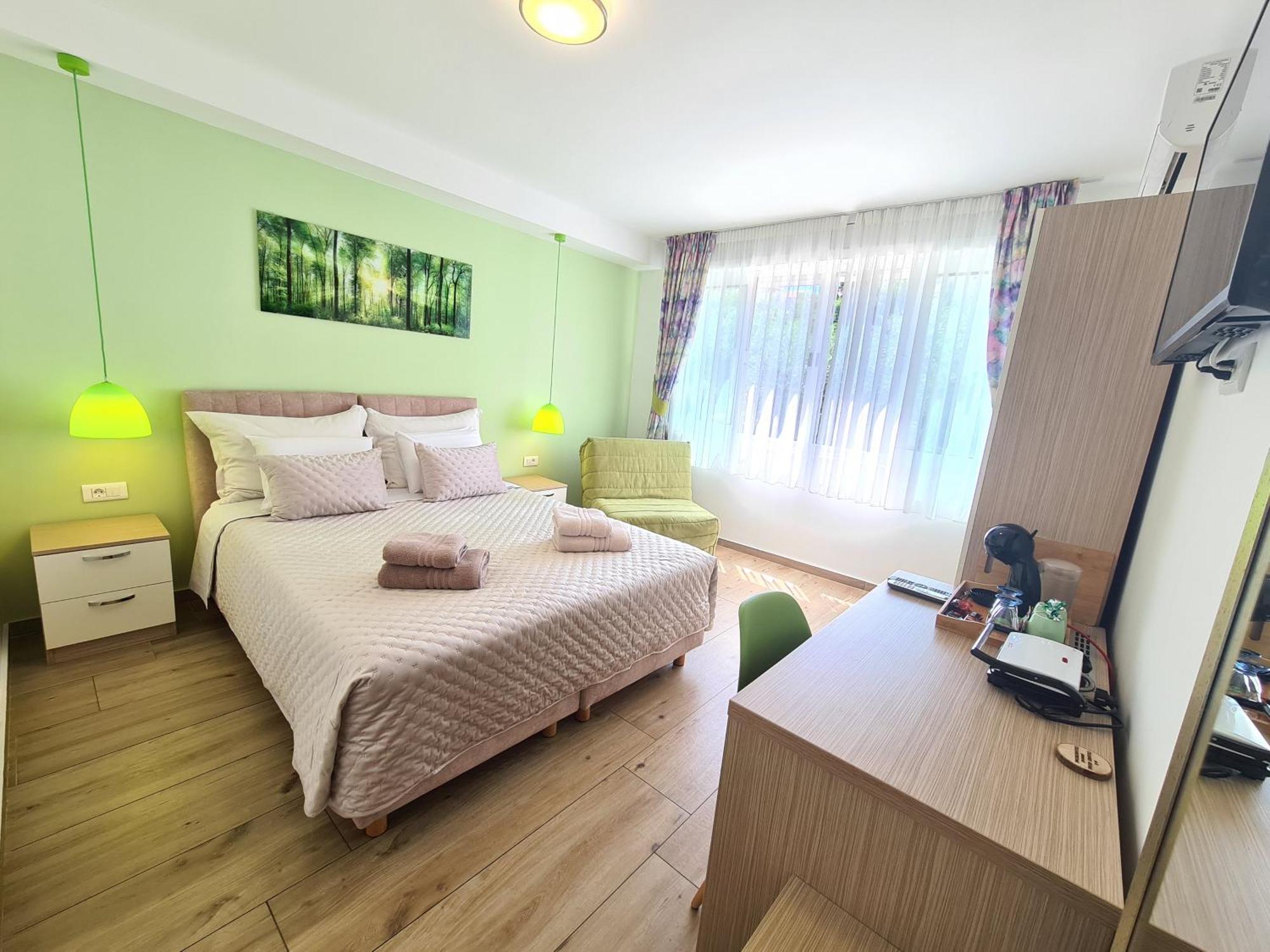 Coloured Rooms สปลิท ภายนอก รูปภาพ