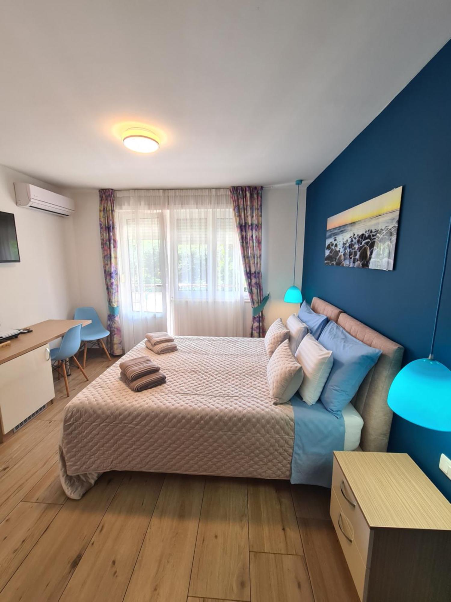 Coloured Rooms สปลิท ภายนอก รูปภาพ