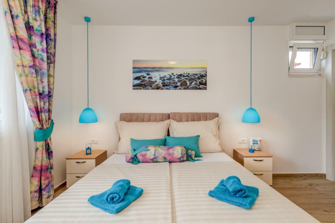 Coloured Rooms สปลิท ภายนอก รูปภาพ